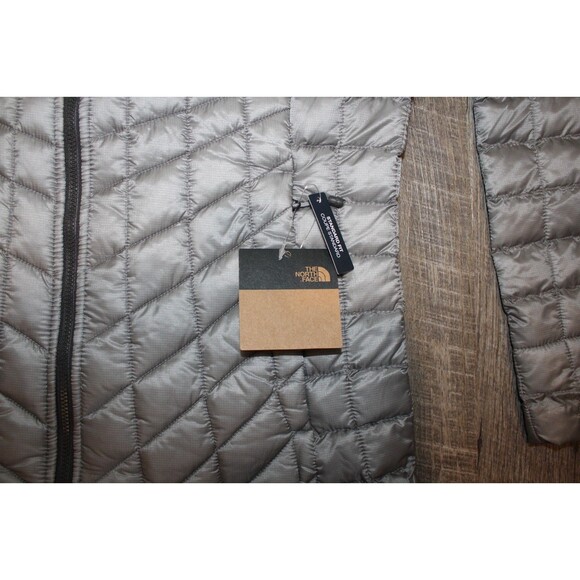 THE NORTH FACE WOMEN'S THERMABALL PUFFER JACKET GRAY SZ M NWT $200 - Picture 3 of 6